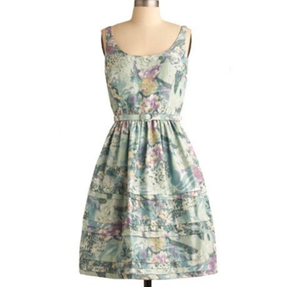 Eliza J Paradise Pond Dress (Size 6)
